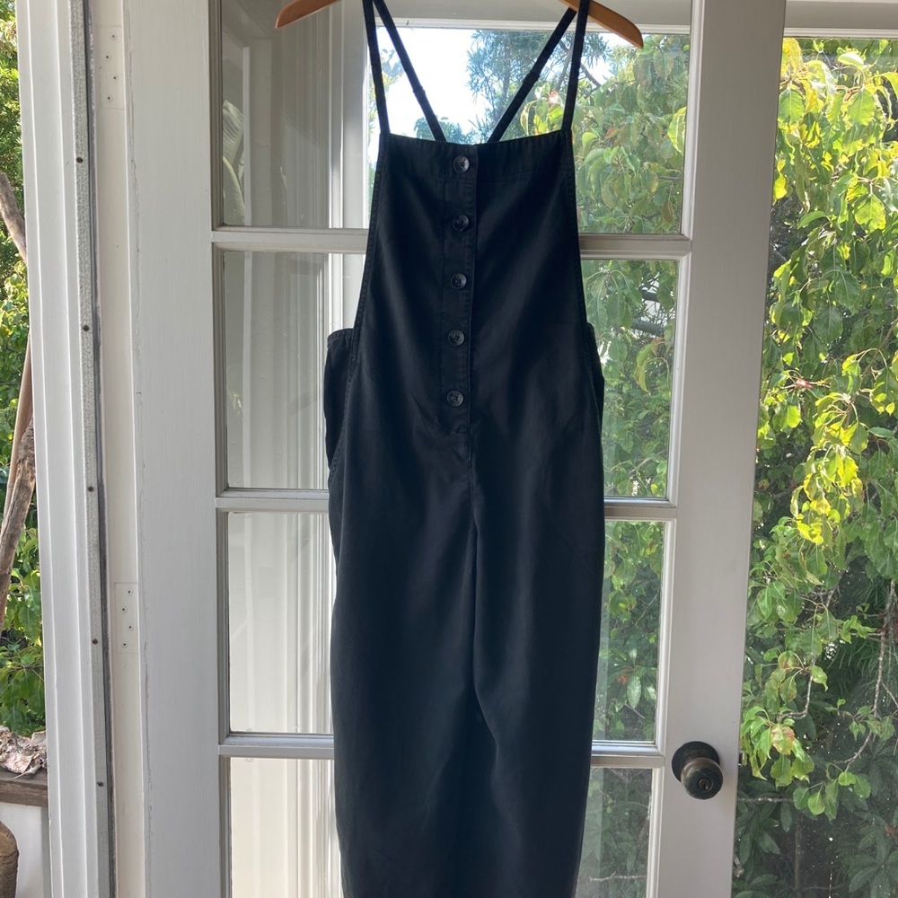 Volcom black cotton overall jumpsuit size small